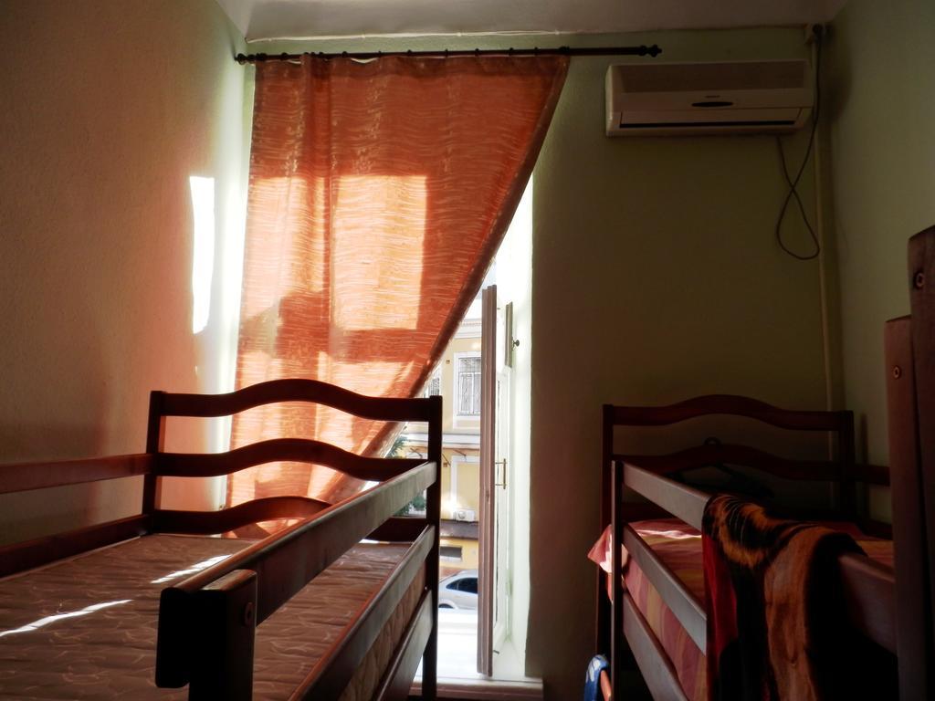 Yourhostel Kiev Chambre photo